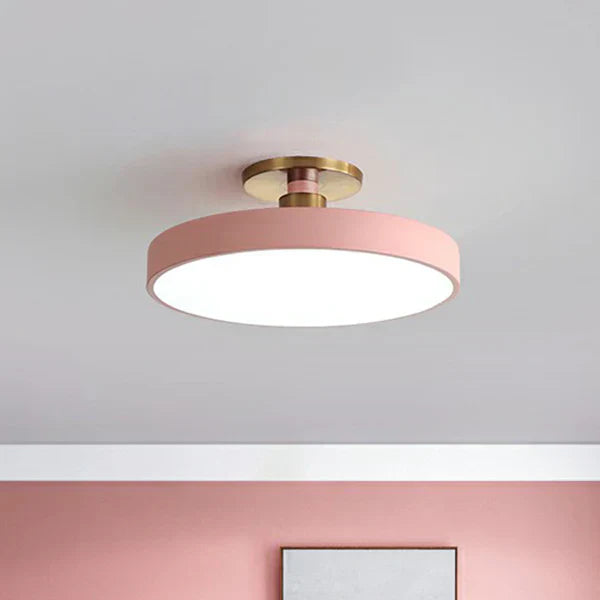 Lampa Sufitowa w Stylu Minimalistycznym